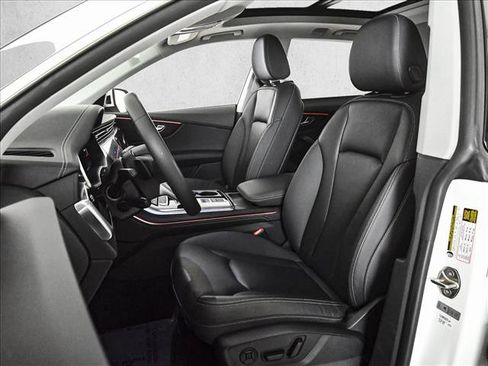 Used 2023 Audi Q8 Premium Plus w/ Premium Plus Package image 17