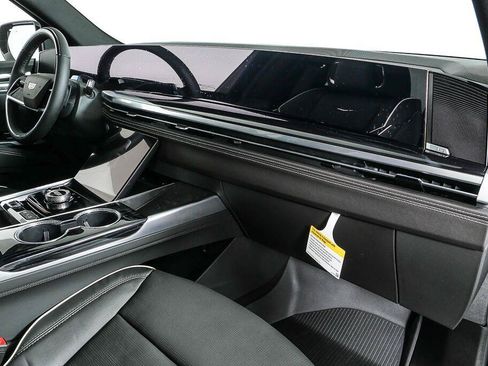 Used 2026 Cadillac Escalade Sport w/ Touring Package AWD/4WD image 26