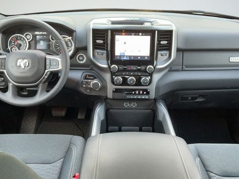 Used 2025 RAM 1500 Big Horn AWD/4WD image 9