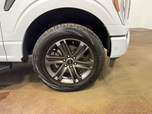 Used 2022 Ford F150 Lariat w/ Equipment Group 502A High image 90