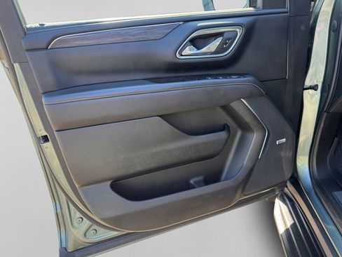 Certified 2023 GMC Yukon XL SLT AWD/4WD image 8