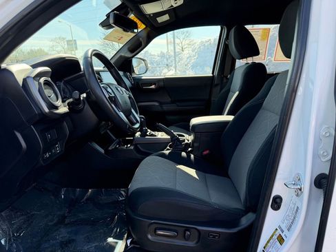 Certified 2023 Toyota Tacoma TRD Sport w/ Technology Package image 26