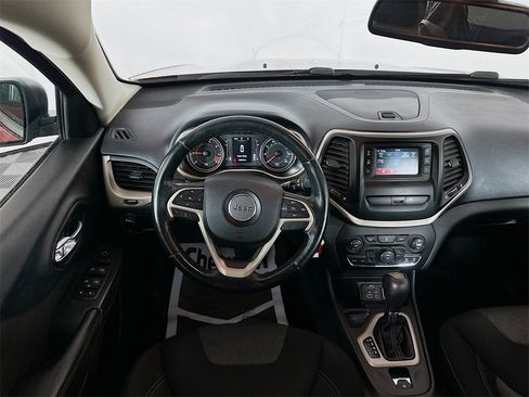 Used 2015 Jeep Cherokee Sport w/ Cold Weather Group image 22