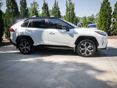 Used 2023 Toyota RAV4 XSE w/ Weather Package image 11