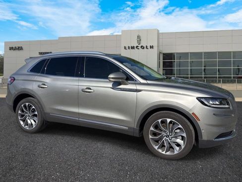 Used 2023 Lincoln Nautilus Reserve w/ Equipment Group 201A image 1