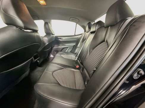 Used 2022 Toyota Camry SE FWD image 24