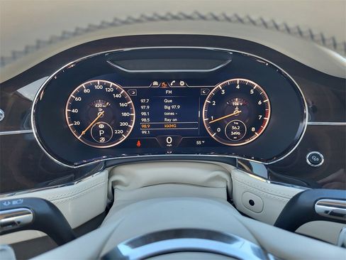 Used 2023 Bentley Continental GT V8 image 12