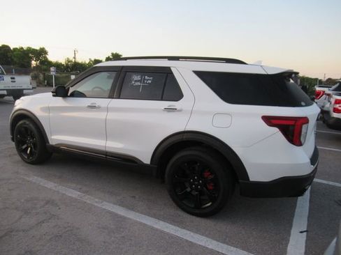 Used 2020 Ford Explorer ST w/ ST Street Pack AWD/4WD image 4