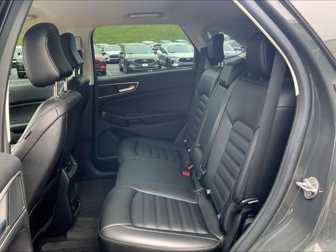 Used 2021 Ford Edge SEL w/ Convenience Package AWD/4WD image 9