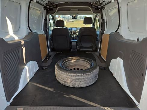 Used 2020 Ford Transit Connect XLT image 29