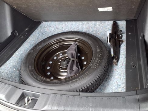 Used 2018 Honda CR-V EX image 27