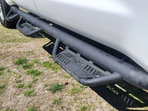 Used 2016 Toyota Tundra SR image 13