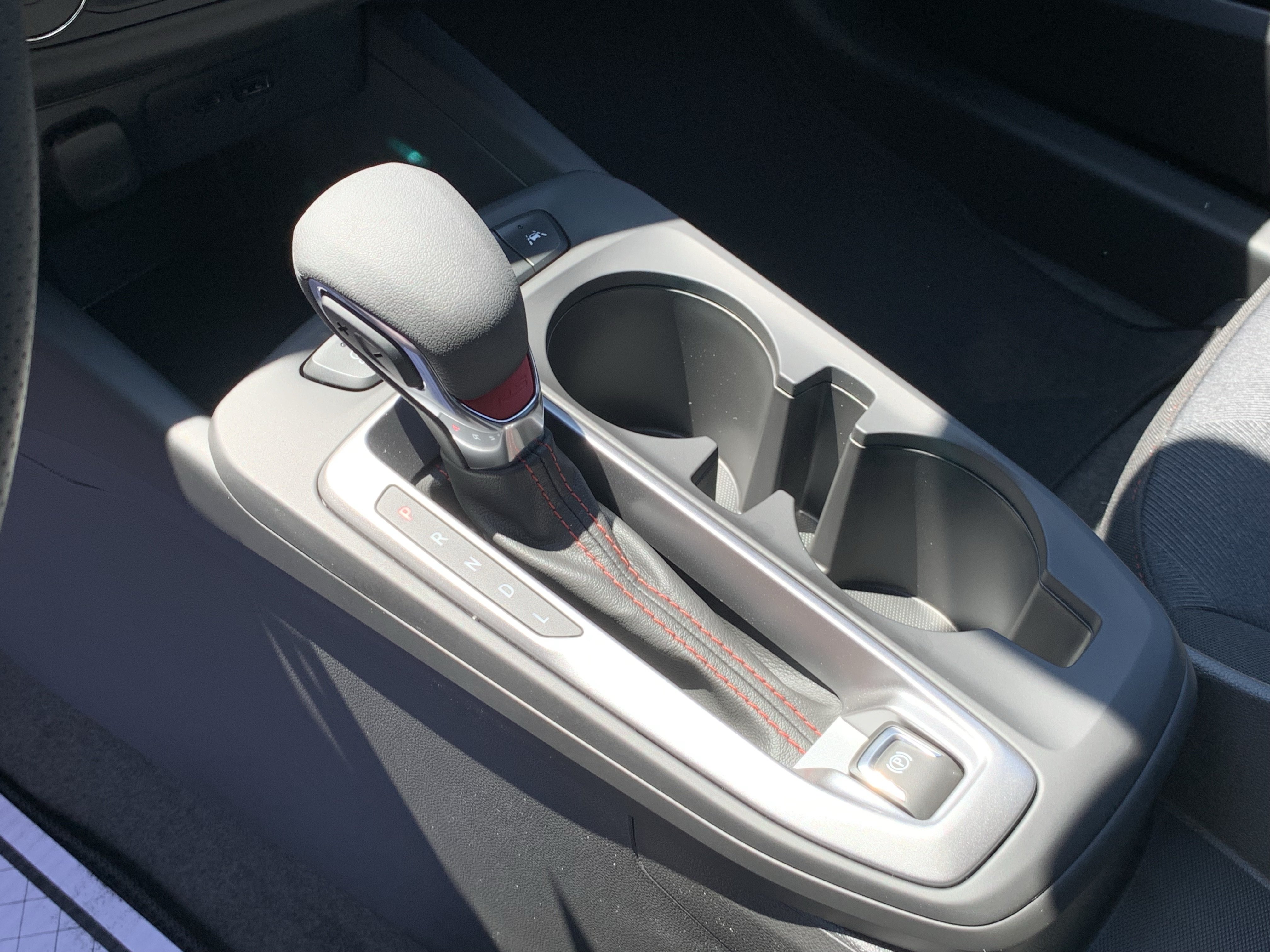 New 2026 Chevrolet Trax RS w/ Sunroof Package FWD image 14