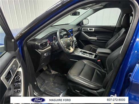 Used 2022 Ford Explorer XLT w/ Equipment Group 202A image 15