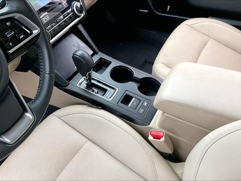 Used 2018 Subaru Outback 2.5i Limited AWD/4WD image 20
