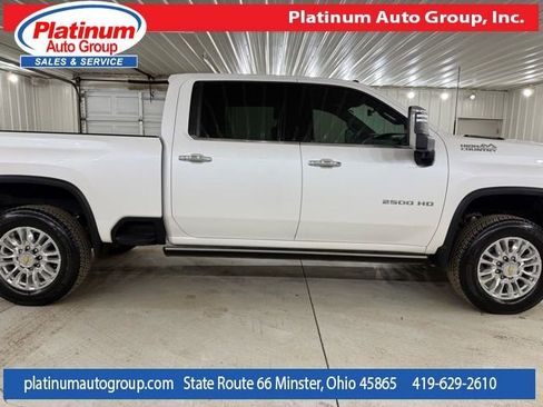 Used 2021 Chevrolet Silverado 2500 High Country w/ Z71 Off-Road Package image 6