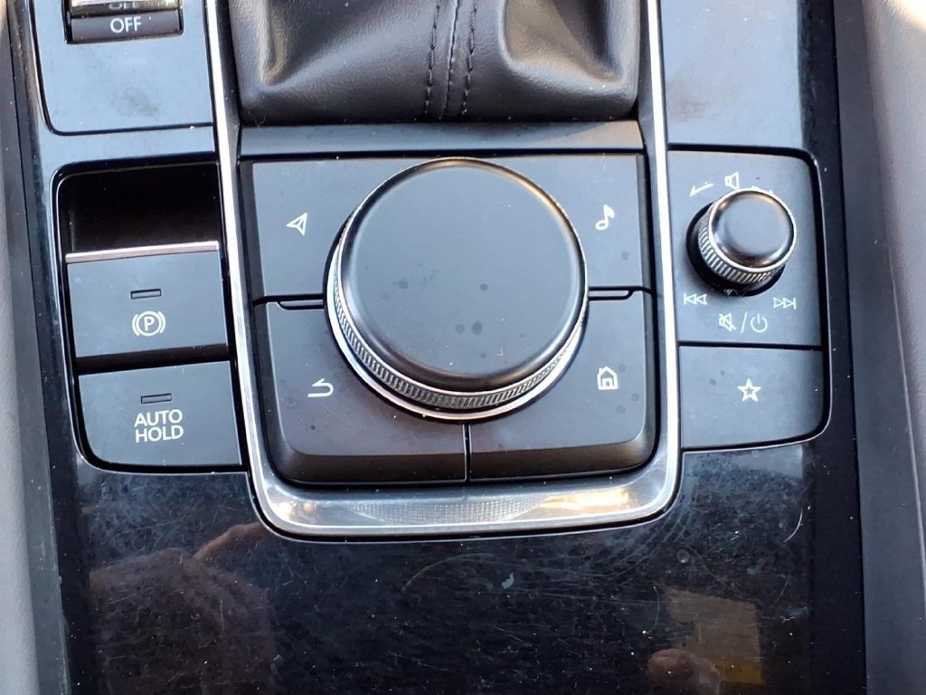 Used 2019 MAZDA MAZDA3 AWD Hatchback image 9