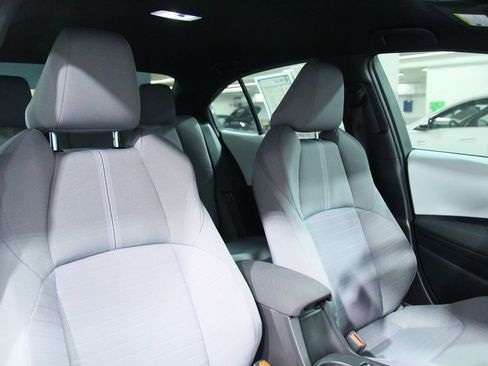 Used 2026 Toyota Corolla SE w/ SE Package FWD image 21
