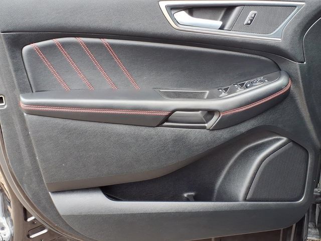Used 2024 Ford Edge ST-Line AWD/4WD image 13