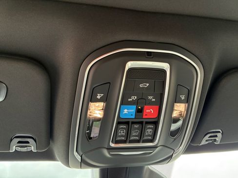 New 2026 Jeep Grand Wagoneer Limited AWD/4WD image 25
