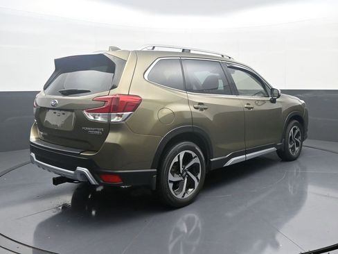 Used 2022 Subaru Forester Touring image 7