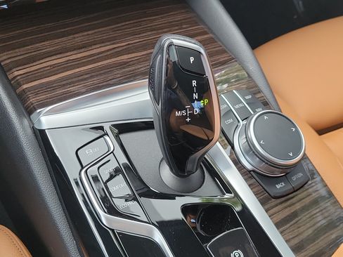 Certified 2023 BMW 540i w/ Premium Package RWD image 24