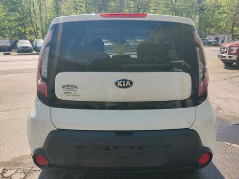 Used 2016 Kia Soul w/ Convenience Package FWD image 5