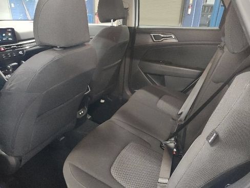 Certified 2026 Kia Sportage LX FWD image 16