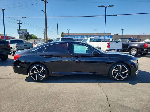 Used 2019 Honda Accord Sport image 27