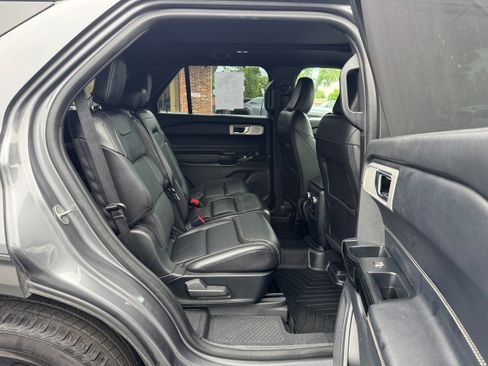 Used 2021 Ford Explorer ST w/ Equipment Group 401A AWD/4WD image 15