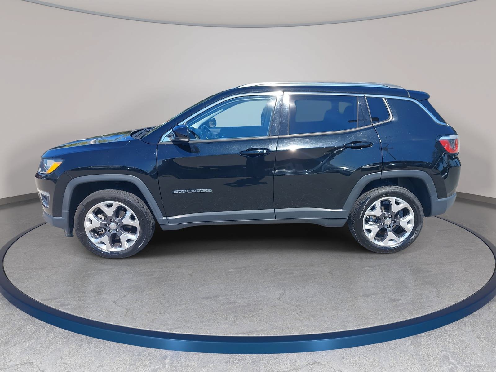 Used 2020 Jeep Compass Limited AWD/4WD image 8