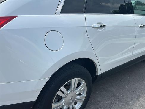Used 2013 Cadillac SRX Luxury w/ Driver Awareness Package FWD image 3