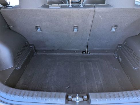 Used 2024 Kia Soul LX w/ Option Group 015 FWD image 23