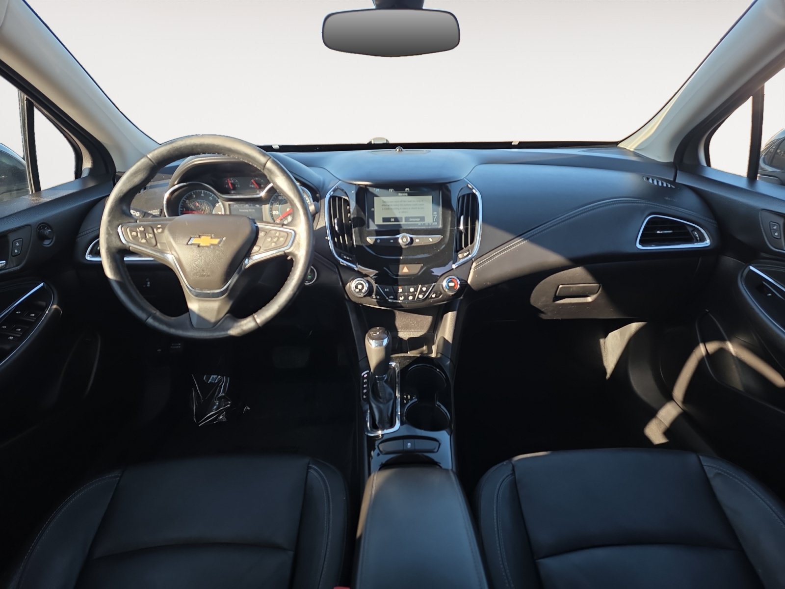 Used 2016 Chevrolet Cruze Premier FWD image 13
