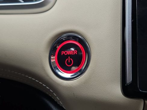 Certified 2019 Honda Clarity Plug-In Hybrid image 20