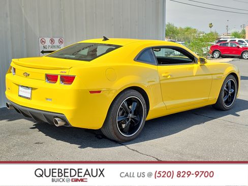 Used 2010 Chevrolet Camaro SS w/ RS Package RWD image 7