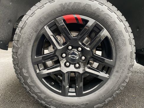 Used 2021 Chevrolet Silverado 1500 RST w/ Redline Edition image 42