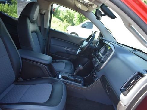 Used 2016 Chevrolet Colorado Z71 AWD/4WD image 14