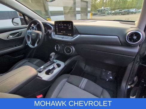 Certified 2025 Chevrolet Blazer LT w/ Driver Confidence Package AWD/4WD image 29