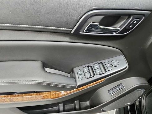 Used 2017 Chevrolet Tahoe Premier AWD/4WD image 15