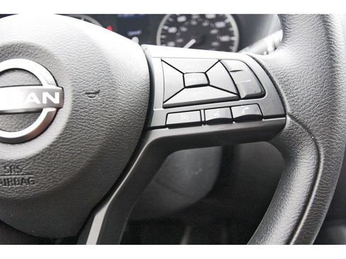 Used 2025 Nissan Sentra S FWD image 14