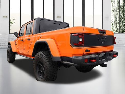 Used 2025 Jeep Gladiator Rubicon w/ Safety Group AWD/4WD image 3