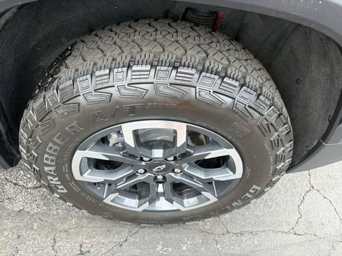 Used 2025 Chevrolet Equinox ACTIV w/ Safety and Technology Package FWD image 26