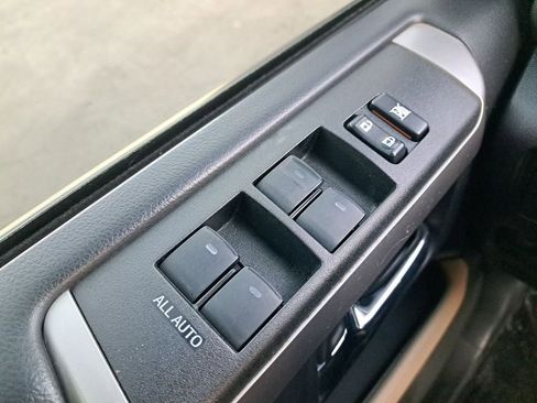 Used 2019 Toyota 4Runner SR5 image 25