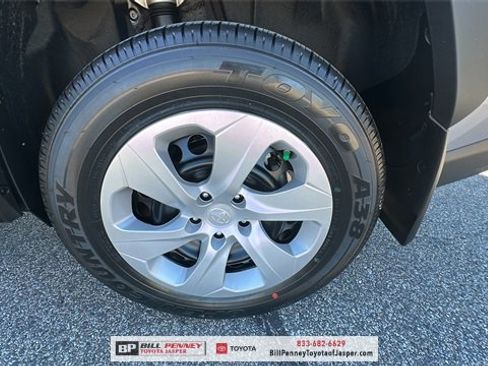 New 2025 Toyota RAV4 LE image 18