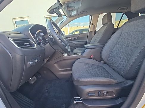 Certified 2024 Chevrolet Equinox LT FWD image 25