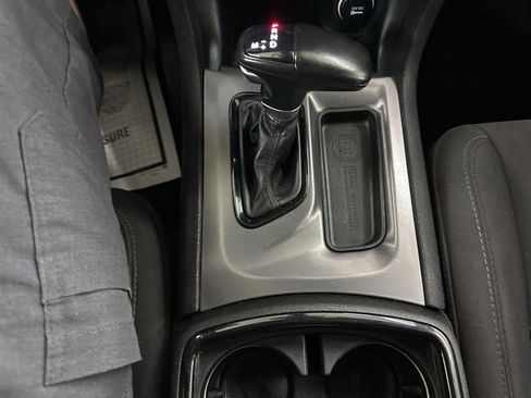 Used 2019 Dodge Charger R/T w/ Blacktop Package image 45