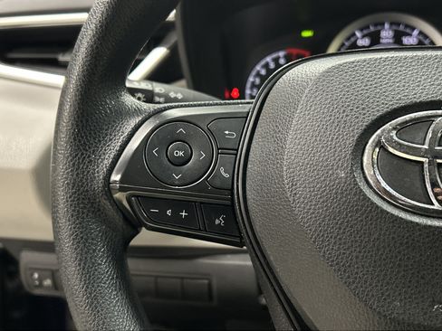 Used 2022 Toyota Corolla LE w/ LE Convenience Package FWD image 14