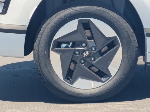 New 2025 Hyundai Kona SEL image 7