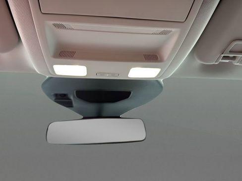 Used 2025 Ford Escape Platinum AWD/4WD image 19